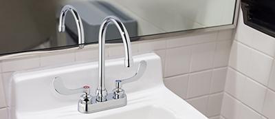 895 Series faucet in a restroom