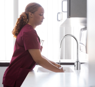 8 inch Gooseneck HyTronic Patient Care Touchless Faucet